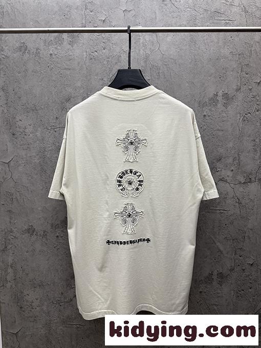 半袖Tシャツ Chrome Hearts クロムハーツ コピー フローラルクロスバックロゴ ゴシックレタリング クルーネック ゆったりシルエット-4