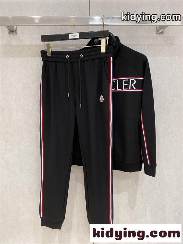 大好評 MONCLER モンクレール スーパーコピー メンズ セットアップ 上下セット トレーニングウェア-4
