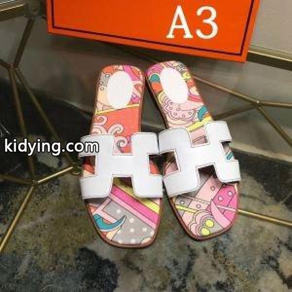 2019年SSトレンド新品登場 カジュアルもある絶妙な雰囲気 エルメス HERMES スリッパ 4色可選_エルメス HERMES_ブランド コピー 激安(日本最大級)-2