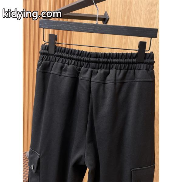 プラダ PRADA 偽物 ブラックカーゴパンツ トライアングルロゴアクセント 高品質カジュアルボトム-3