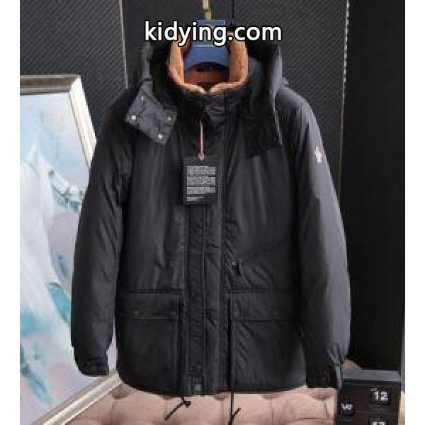 冬コーデの名脇役 MONCLER モンクレール 軽くて着心地も抜群 ダウンジャケット メンズ 2色可選 2019?2020秋冬流行色紹介_モンクレール MONCLER_ブランド コピー 激安(日本最大級)-1