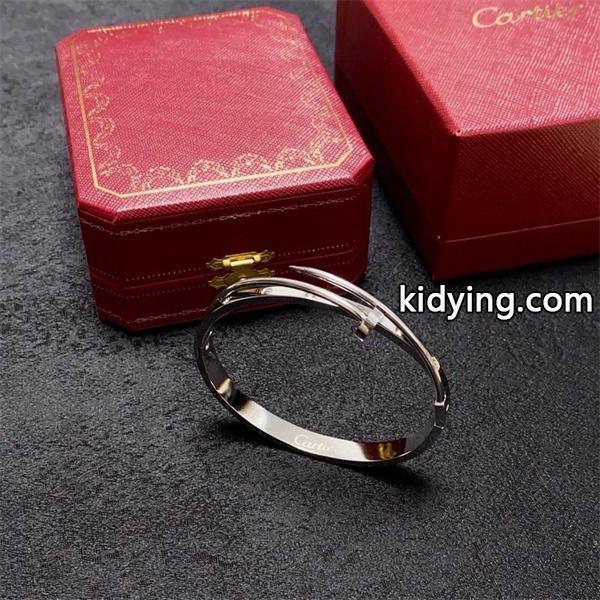 上質 ミニマルライン 鏡面仕上げ 洗練 ブレスレット Cartier カルティエ コピー-6