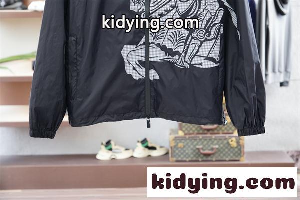 BURBERRY バーバリー コピー 新作入荷 ナイロンジャケット ジップアップ 軽量構造 スポーツ-2
