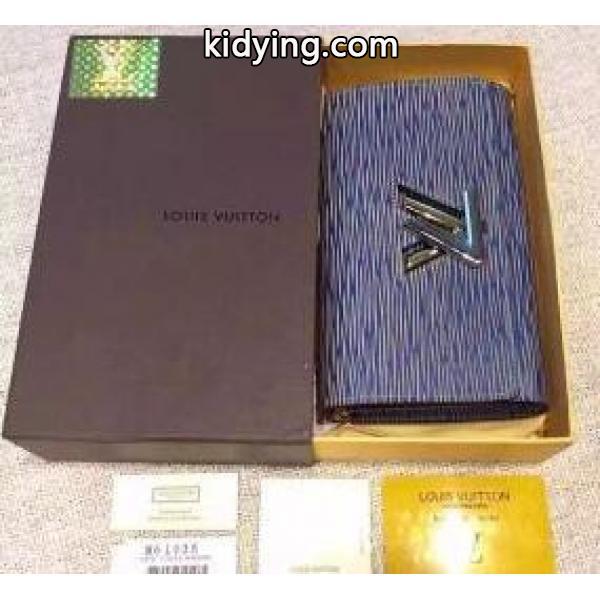 上質な質感 ルイヴィトン ツイスト×フラップ財布×デニム 上品上質 最新作 _ルイ ヴィトン LOUIS VUITTON_ブランド コピー 激安(日本最大級)-0