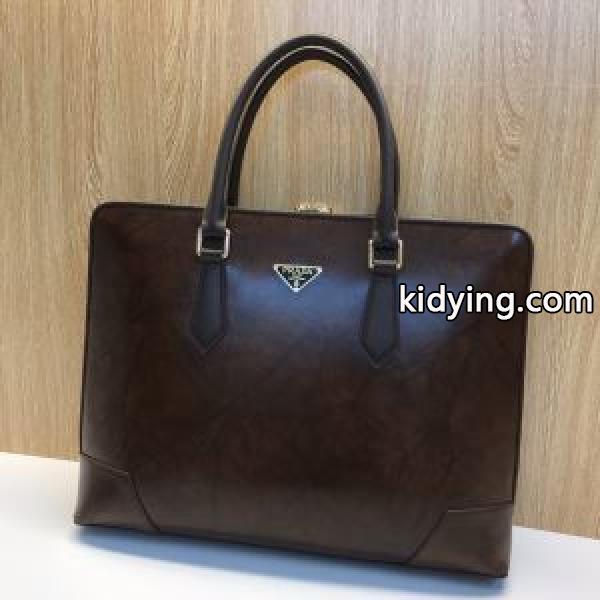 高級感のある素材 プラダ PRADA 海外でも人気なブランド ハンドバッグ 2020年春限定_プラダ メンズバッグ_バッグ メンズ_スーパーコピーブランド激安通販 専門店-0