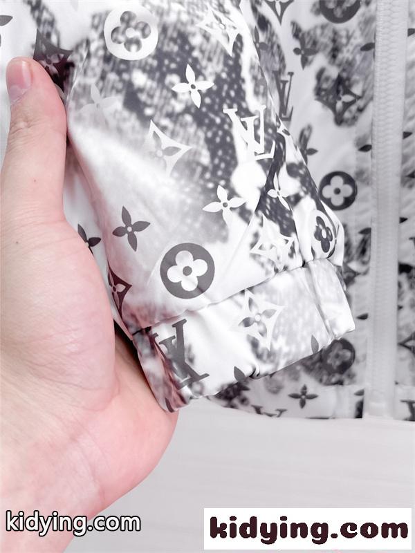 セットアップ 総柄モノトーン UVカット 防晒 薄手 海辺 ルイヴィトン コピー リゾート LOUIS VUITTON-4