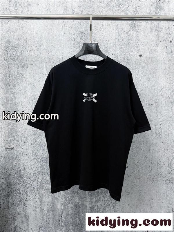 アイコンディテール 抜け感ファッション タウンスタイル MAISON MARGIELA メゾンマルジェラ コピー 半袖Tシャツ-1