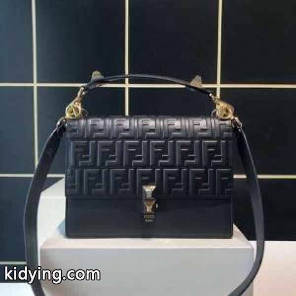 KAN IBlack leather bag8BT283A417F0KURフェンディ 激安FENDIスマートビジネスバッグ幅広いブラック小型カバン-0
