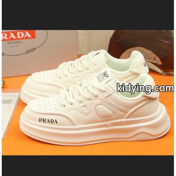 トレンドアイテム リラックススタイルが実現 PRADA プラダ カジュアルシューズメンズファッション_スーパーコピーブランド激安通販 専門店-0