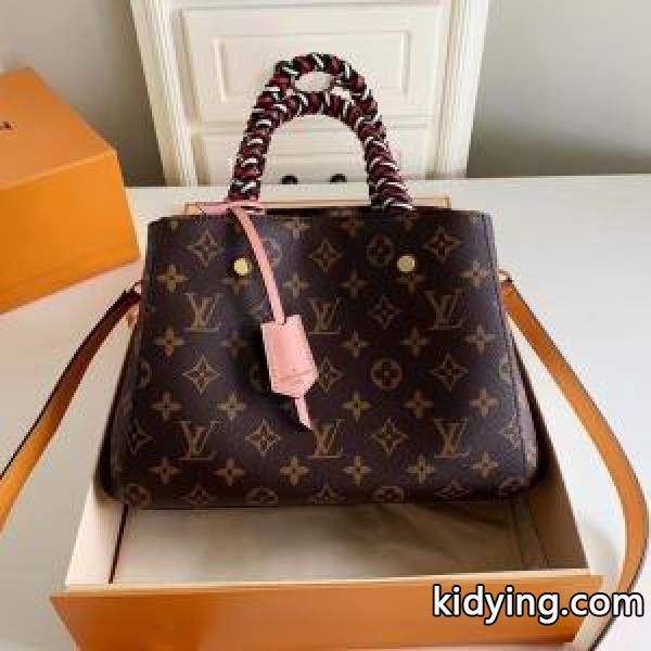 2019年秋冬最新のトレンド 動きやすく楽チンなスタイル ルイ ヴィトン LOUIS VUITTON ハンドバッグ_ルイ ヴィトン LOUIS VUITTON_ブランド コピー 激安(日本最大級)-0