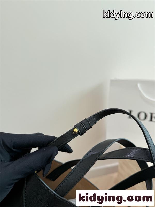2026新作 LOEWE Fold toteロエベトートバッグコピー セレブ愛用のファッションアイテム-5
