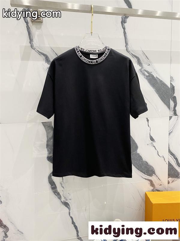 モンクレール コピー Moncler 半袖Tシャツ ブラック ホワイト ロゴネック クルーネック 刺繍ワッペン ストレッチコットン シンプル高級 ユニセックス-1