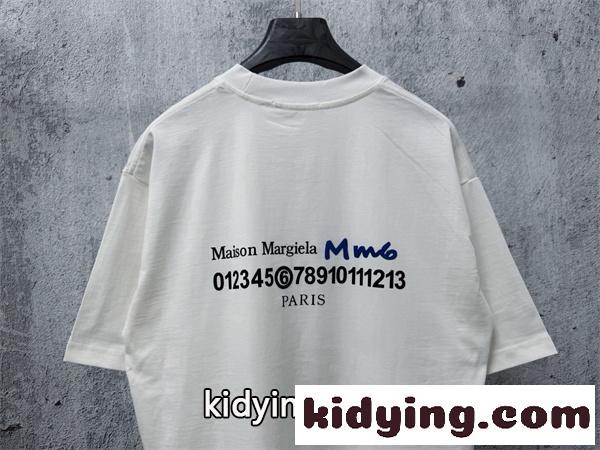 ベーシックシルエット 軽やかな印象 MAISON MARGIELA メゾンマルジェラ コピー コットンTシャツ 街着スタイル-2