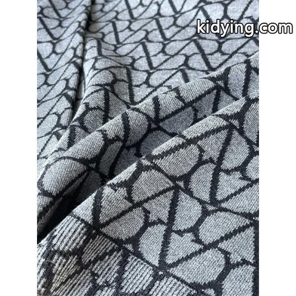 グレー × ブラック 满印 V 纹 ジップジャケット ヴァレンティーノ Valentino コピー 秋冬重厚感のある 定番-5