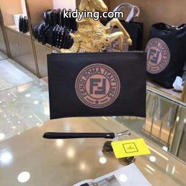 目につく フェンディかっこいい FENDI 時代の風潮 ポーチ インフォーマル_フェンディ FENDI_ブランド コピー 激安(日本最大級)-0