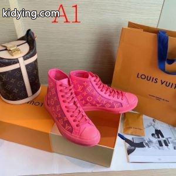 3色可選ランニングシューズ 秋冬ファッションをおしゃれに着こなし ルイ ヴィトン最新秋冬トレント LOUIS VUITTON 真冬には大注目_ルイ ヴィトン LOUIS VUITTON_ブランド コピー 激安(日本最大級)-0