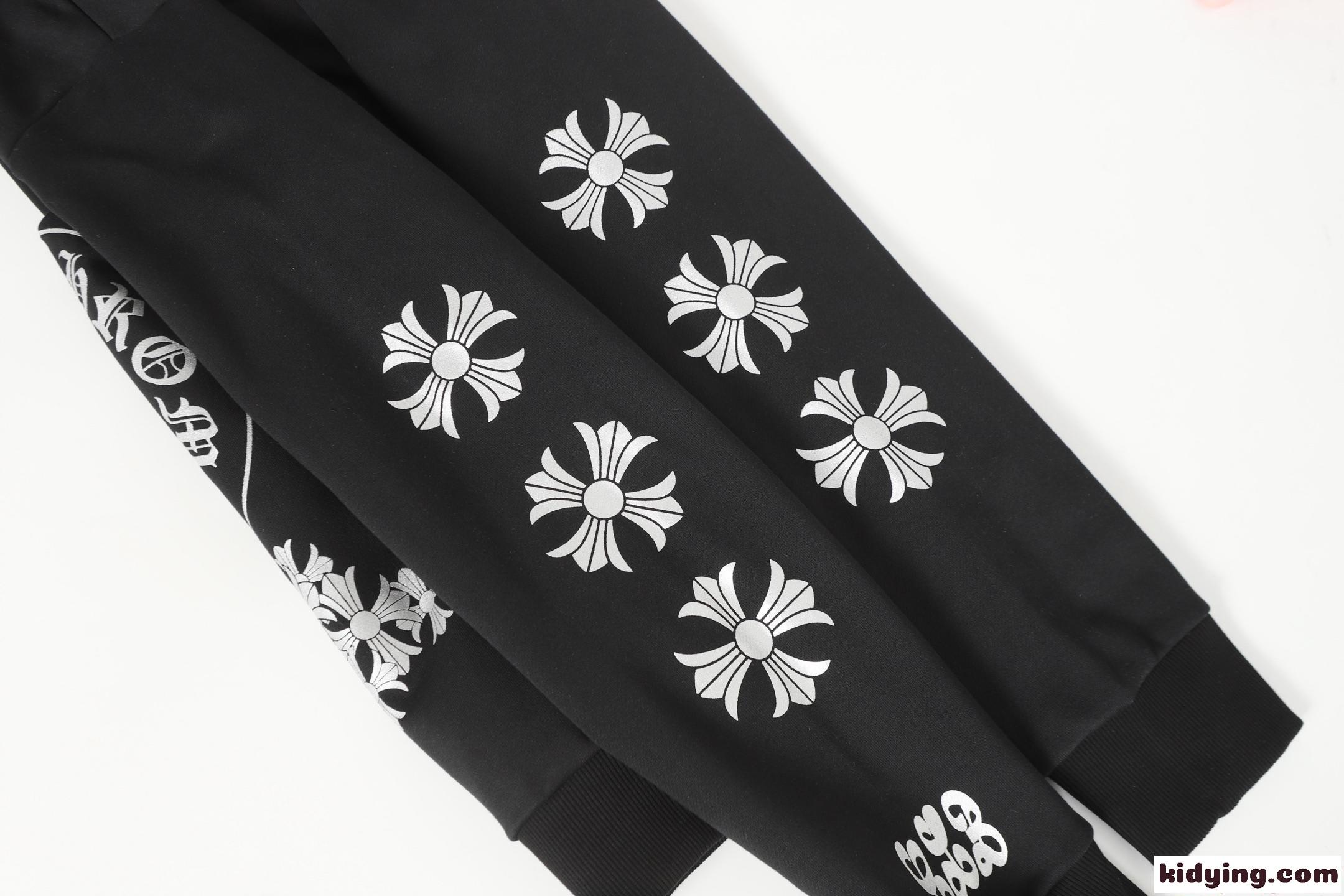 フラワークロ クロムハーツ コピー パーカー ブラック バックプリント 袖ロゴ フーディー ストリート Chrome Hearts-8