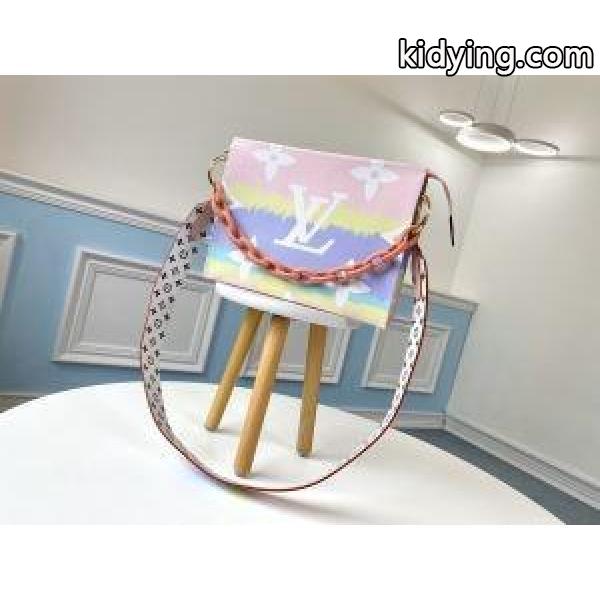 人の心をくすぐる柄が素敵 レディースバッグ 日々のコーデをトレンドに ルイ ヴィトン LOUIS VUITTON_ルイ ヴィトン LOUIS VUITTON_ブランド コピー 激安(日本最大級)-0