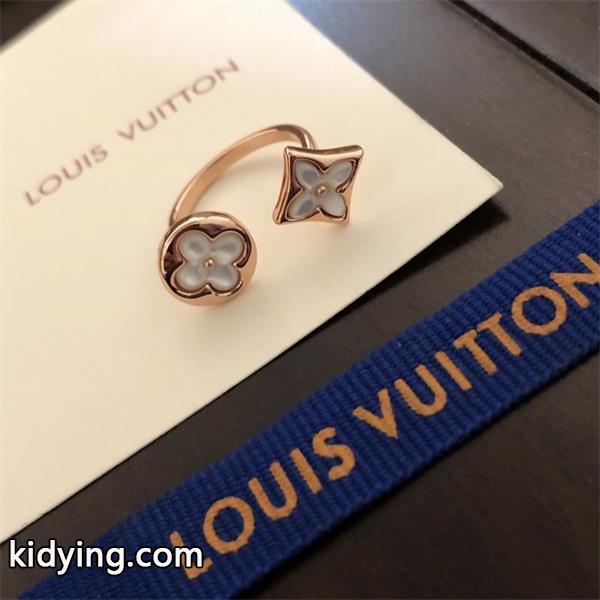 シルバーメッキ 刻印精密 LOUIS VUITTON サイネット スーパーコピー メンズ指輪 マスキュリン 2025秋冬-1