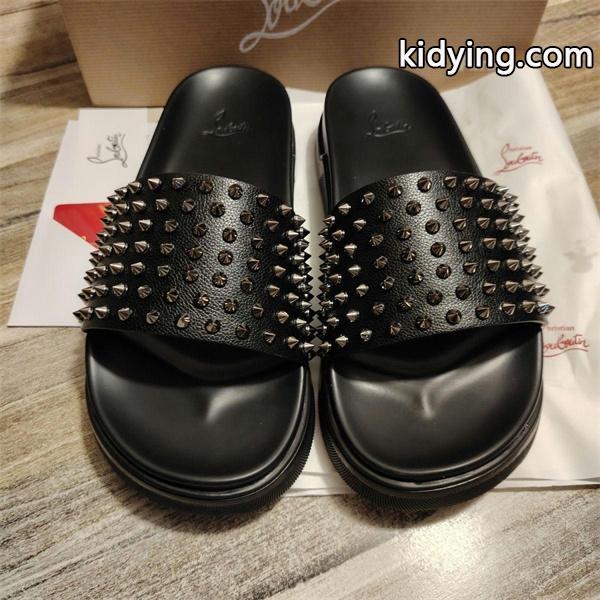 Christian Louboutin 激安 メンズ スタッズ フラットサンダル クッションインソール レッドソール-0