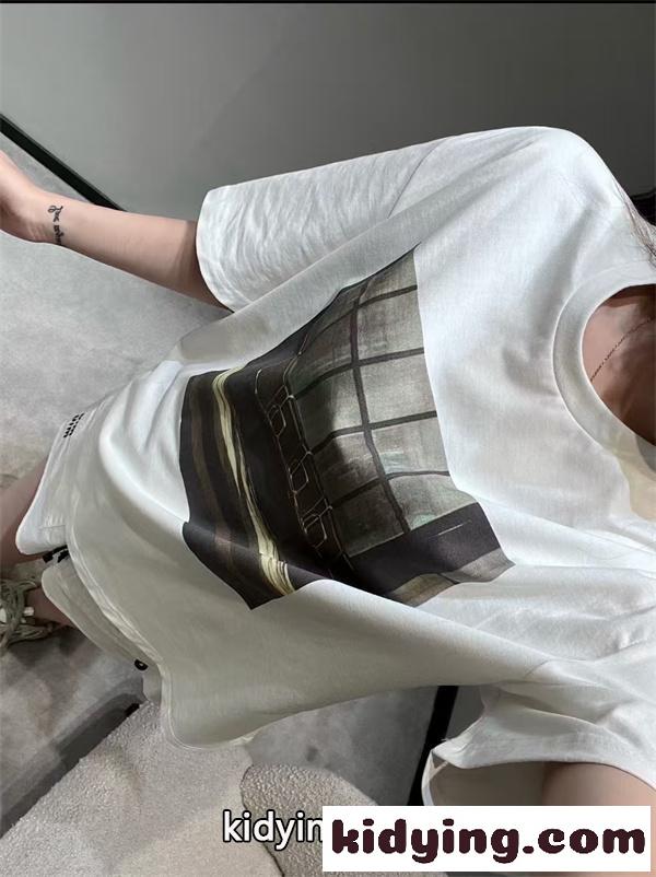 シティフォトデザイン リラックスシルエット JIL SANDER ジルサンダー コピー クルーネックTシャツ 着回し-5