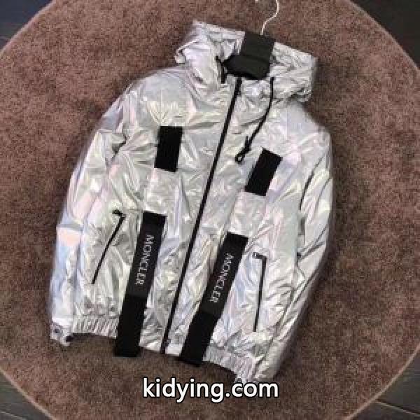 個性的なモデルモンクレール2018年秋冬入荷 MONCLER ダウンジャケット メンズ 長く使える！_男性用ダウンジャケット_モンクレール特集_スーパーコピーブランド激安通販 専門店-0