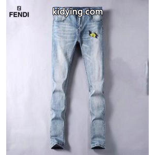 2019 SPRING／SUMMER 春夏のおしゃれを楽しんで FENDI フェンディ ストレートデニムパンツ 着やすい色味_フェンディ FENDI_ブランド コピー 激安(日本最大級)-0