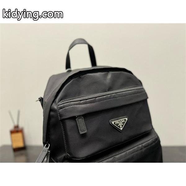 シンプル で エレガントな スクエアバック メンズ ブラック 人気商品 PRADA プラダ コピー-4