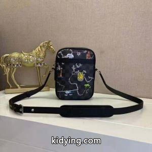 落ち着いた秋冬ファッションを楽しむ ルイ ヴィトン 普段使いもオフィスもOK LOUIS VUITTON 秋に着回しやすい ミニバッグ_ルイ ヴィトン LOUIS VUITTON_ブランド コピー 激安(日本最大級)-0