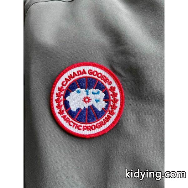 2025秋冬 グレー ショートダウンジャケット スーパーコピー 今季注目 カナダグース Canada Goose-2