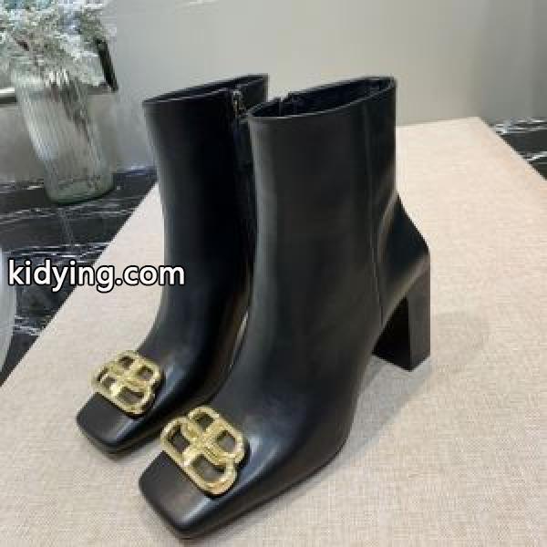 2色可選 BALENCIAGA 秋服コーデ2019年版 バレンシアガ 大胆なチェックの人気トレンド レザーブーツ 秋にはやる最新作を先取り_ブーツ_レディースファッション_スーパーコピーブランド激安通販 専門店-0