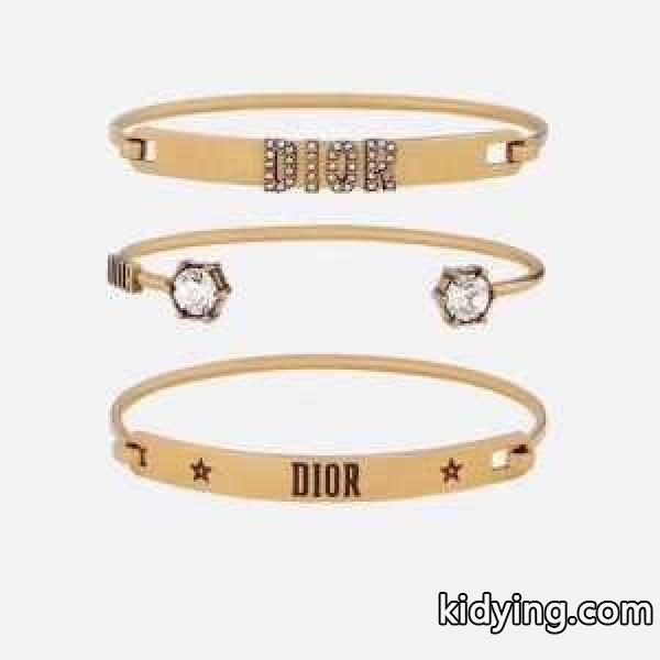 ディオール 簡単に秋冬の雰囲気を演出 DIOR 落ち着いた秋冬ファッションを楽しむ ブレスレット 普段使いもオフィスもOK_ディオール DIOR_ブランド コピー 激安(日本最大級)-0