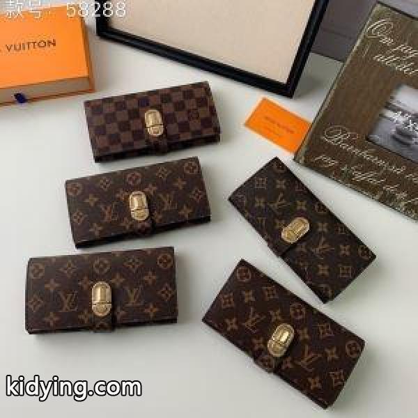 LOUIS VUITTON 秋冬の季節感を取り入れたい時におすすめ ルイ ヴィトン 日々のスタイリングの幅をもっと広げる 財布/ウォレット 多色可選_ルイ ヴィトン LOUIS VUITTON_ブランド コピー 激安(日本最大級)-0