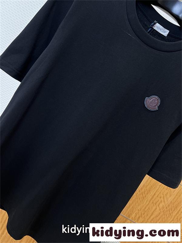 ホワイト ブラック 半袖Tシャツ MONCLER モンクレール コピー 胸元ロゴワッペン クルーネック 無地調 シンプルカジュアルトップス-5