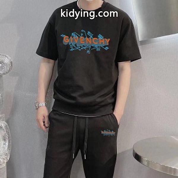 ジバンシー 定番人気の2019モデル GIVENCHY 半袖Ｔシャツ _ジバンシー GIVENCHY_ブランド コピー 激安(日本最大級)-0