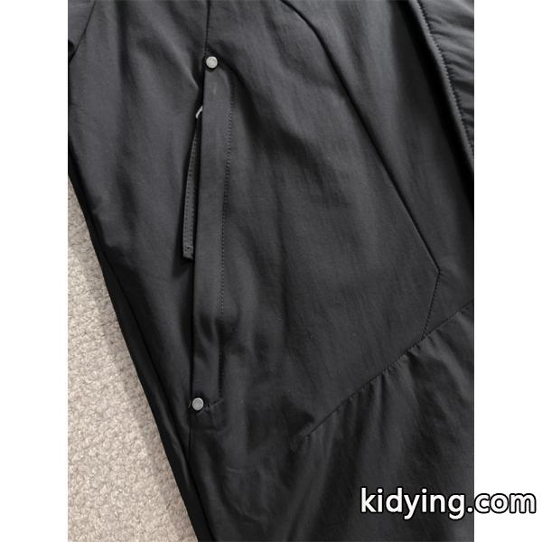 ブラック MONCLER ロング ダウン 連帽 ロゴ 秋冬長期着用 モンクレール 高品質 偽物コート レディース-4
