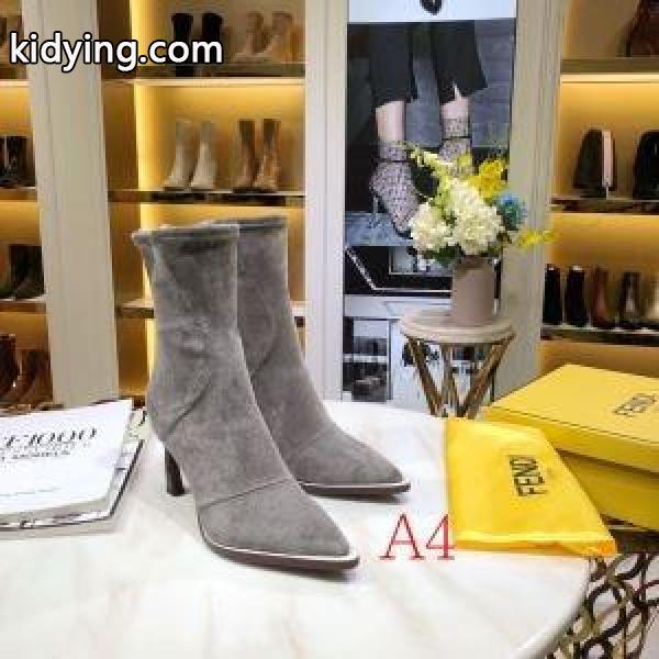 多色可選冬ファッションと相性抜群 FENDI 日々のスタイリングの幅をもっと広げる レザーブーツ フェンディ 上品な秋冬コーデに仕上げる_フェンディ FENDI_ブランド コピー 激安(日本最大級)-3