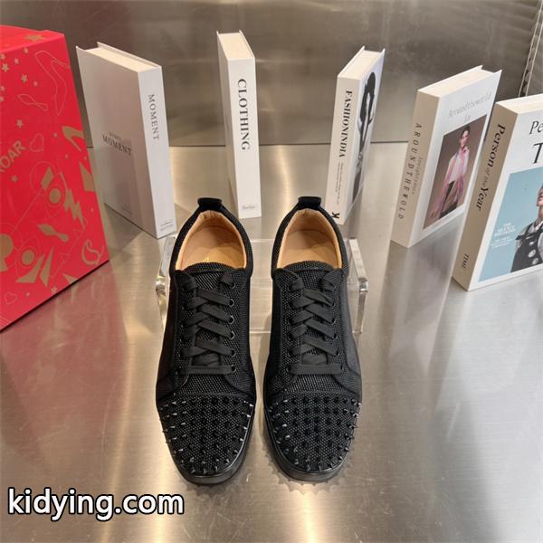 履き心地いいルブタン靴コピーCHRISTIAN LOUBOUTIN RANTULOW メンズローカットスニーカーブラック-0