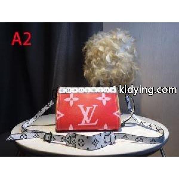 2019秋冬におすすめ着こなし ほっこりと温かみのある雰囲気に ルイ ヴィトン LOUIS VUITTON 斜め掛けバッグ 4色可選_ルイ ヴィトン LOUIS VUITTON_ブランド コピー 激安(日本最大級)-1