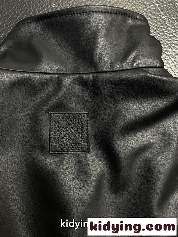 ルイヴィトン コピー ジップアップジャケット LOUIS VUITTON スタンドカラー 防風仕様 高級感漂う モード-8