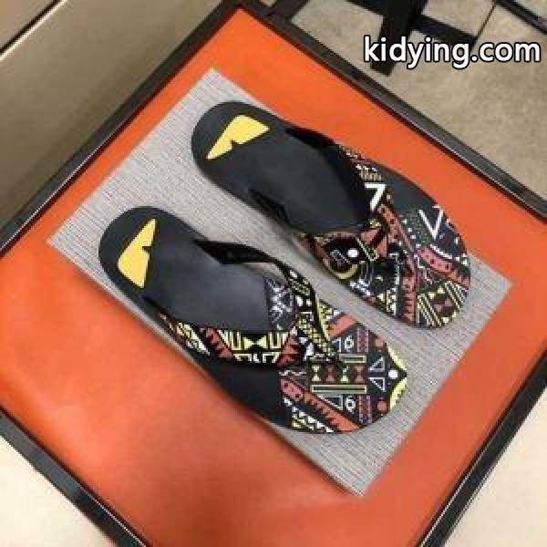 魅力がたっぷり フェンディ FENDI とても爽やかな着心地 トングサンダル2019SSのトレンド商品_フェンディ FENDI_ブランド コピー 激安(日本最大級)-0