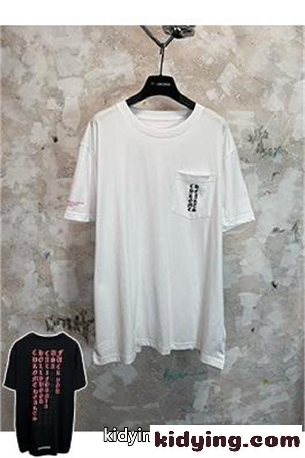 ブラック 半袖Tシャツ Chrome Hearts クロムハーツ コピー 胸ポケットロゴ バック英字プリント ゴシック文字 クルーネック-0