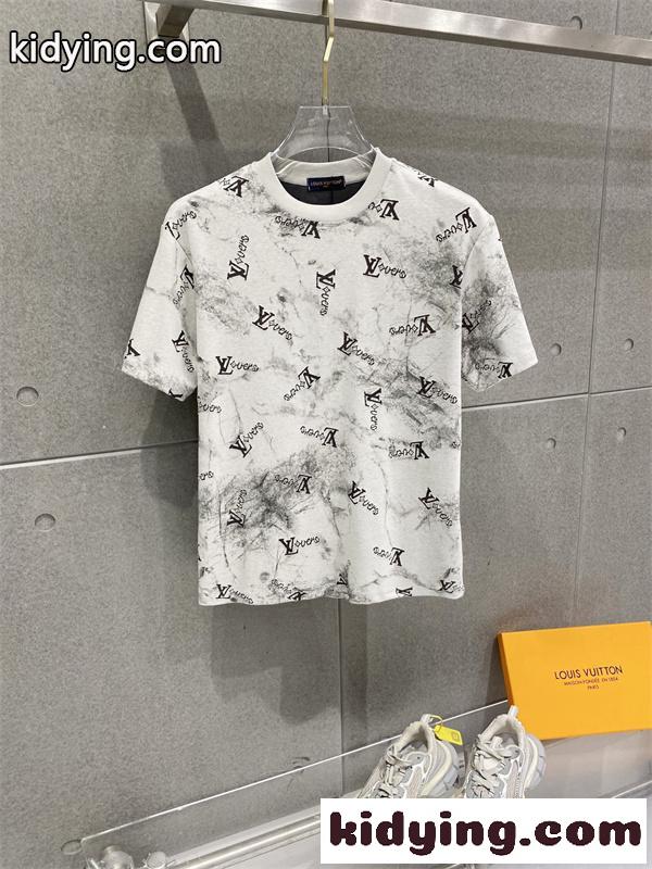 LOUIS VUITTON 2026ss☆☆ルイヴィトン上下着コピー 吸湿速乾 半袖スポーツTシャツ&ショーツ セット ランニング-2