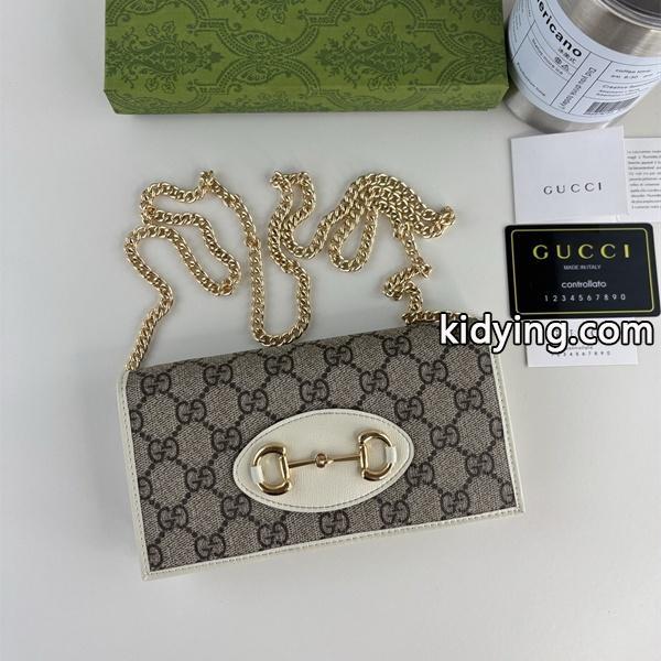 グッチ コピー チェーンウォレット GGスプリーム ホースビット ホワイトレザー 上品 エレガント GUCCI-0