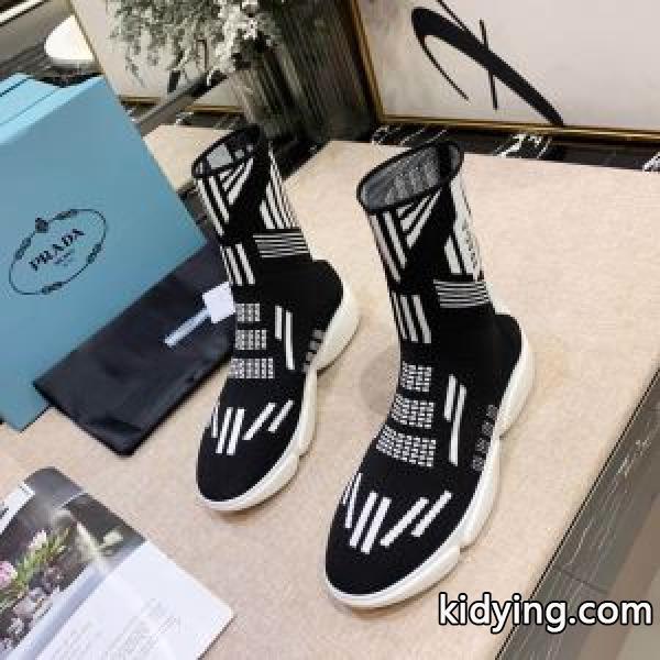 プラダ 秋こそ楽しめるアイテム PRADA 今年らしいおすすめ新品 ランニングシューズ 2019秋断然ブランド推し_スニーカー_レディースファッション_スーパーコピーブランド激安通販 専門店-0