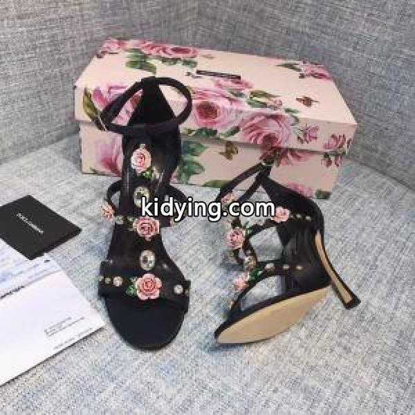 ドルチェ サンダル コピー 春夏にぴったりした逸品 DOLCE&GABBANA レディース ブラック フラワーパターン コーデ 最安値-0