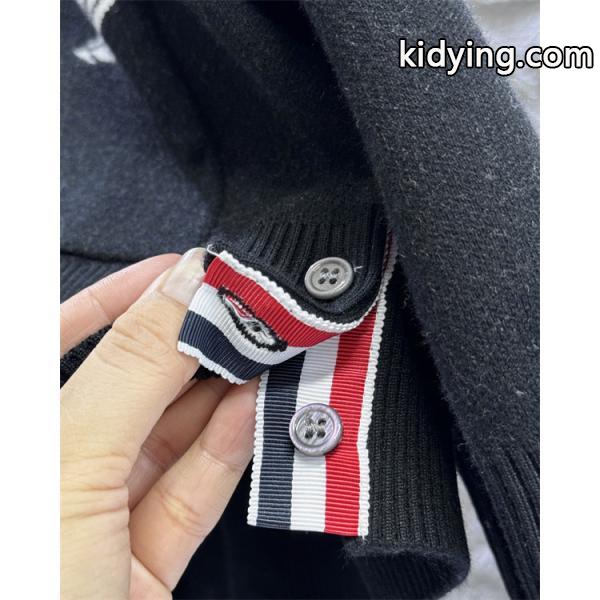 トムブラウン Thom Browne コピー 秋冬お洒落な 人気 グレー × ブラック 2 色 フェザー刺繍 カーディガン-6