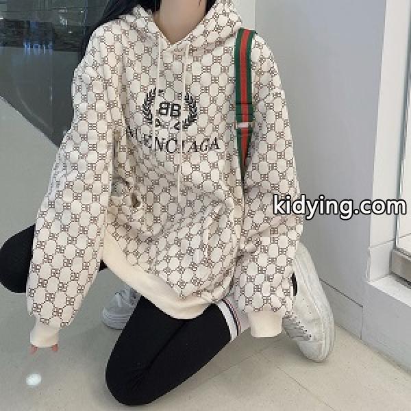 バレンシアガ 大人気新作◆ 2色選び パーカー コピー 滑らかな肌触り  BALENCIAGA-0