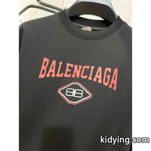 人気爆発 2026新作 肌触り良好 着心地最高 BALENCIAGA バレンシアガ コピー スウェット-2