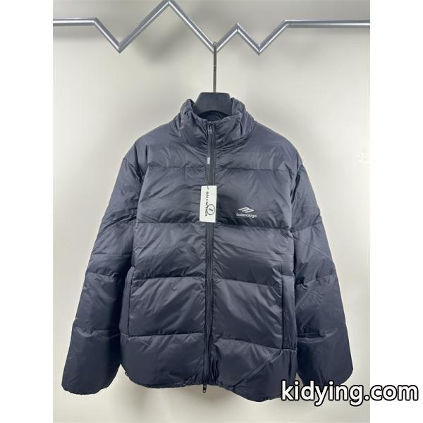 BALENCIAGA 偽物 ダウンジャケット ブラック シンプルロゴ 防寒 厚手 アウター 高品質 N級品 バレンシアガ-0
